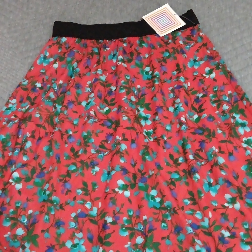 Lularoe Lucy skirt size small